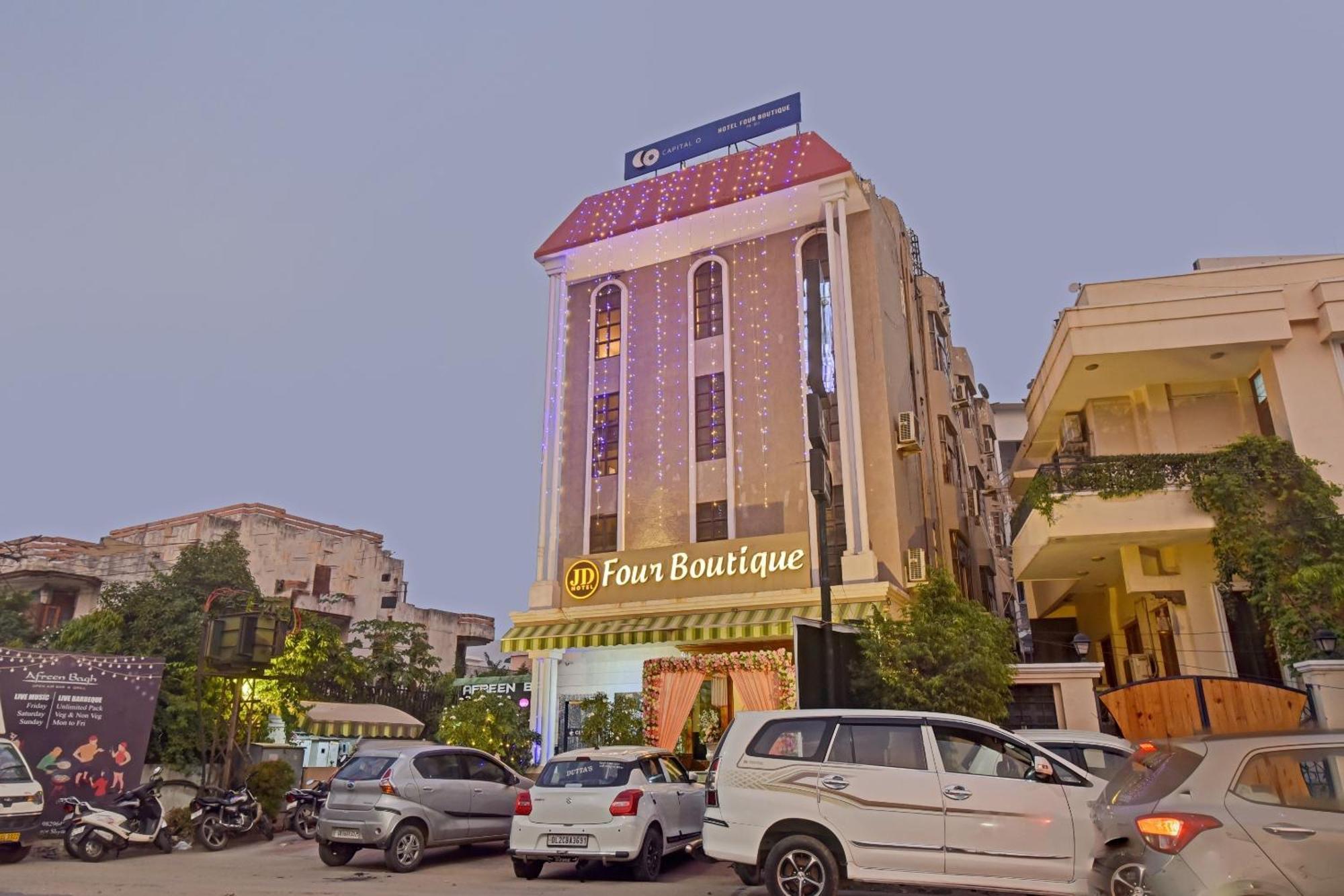 Kukas Collection O Hotel Four Boutique מראה חיצוני תמונה