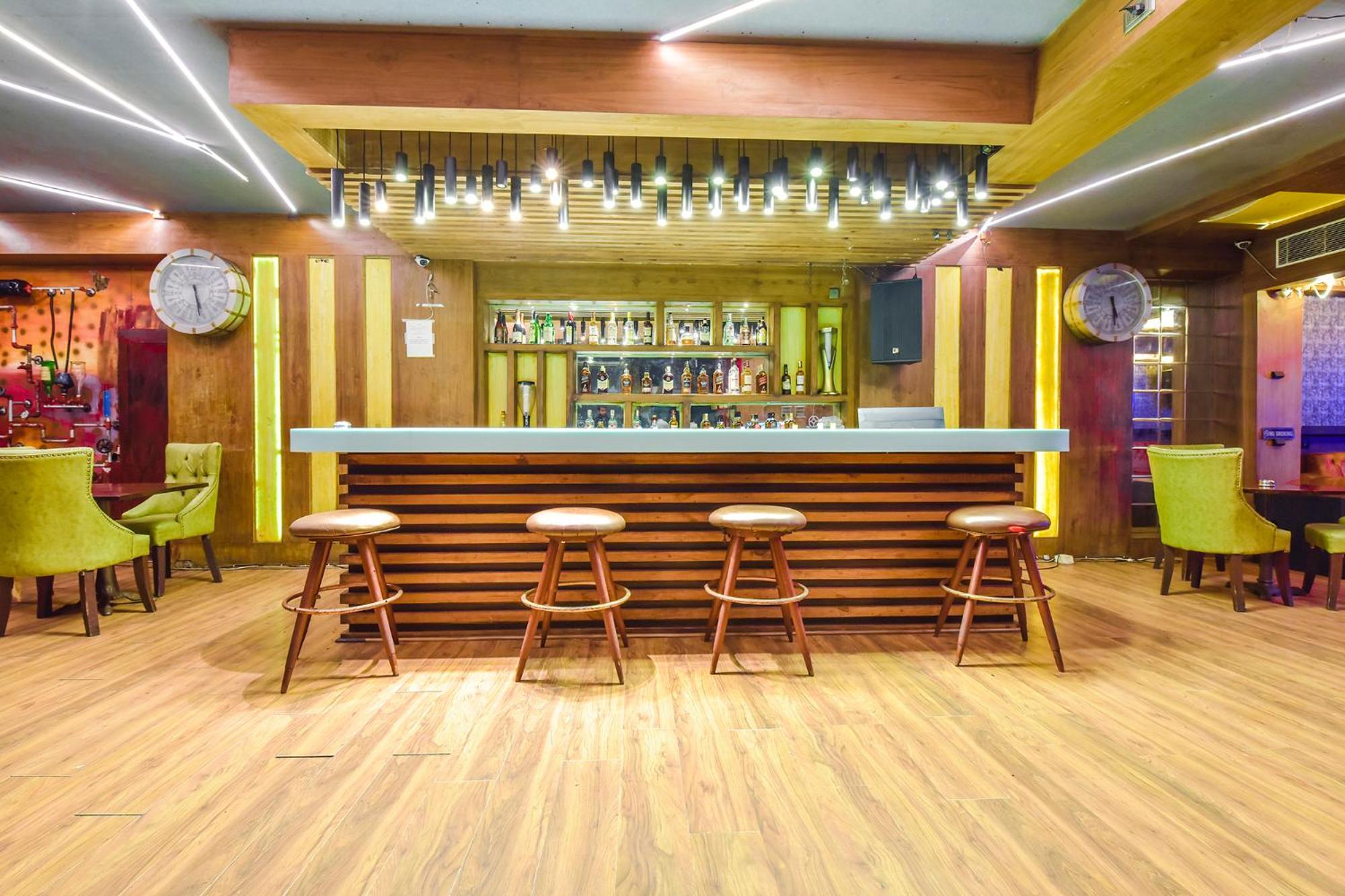 Kukas Collection O Hotel Four Boutique מראה חיצוני תמונה