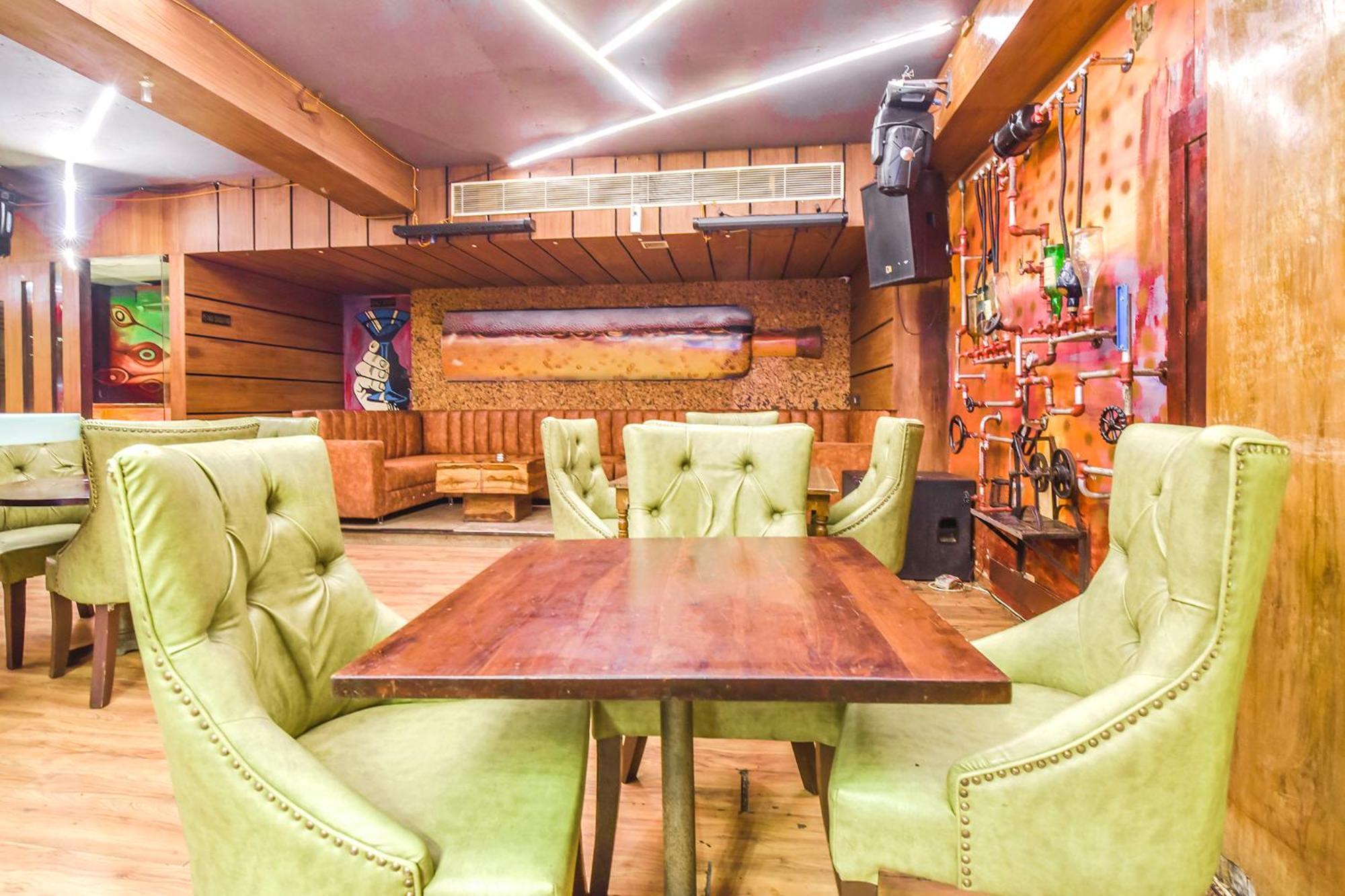 Kukas Collection O Hotel Four Boutique מראה חיצוני תמונה